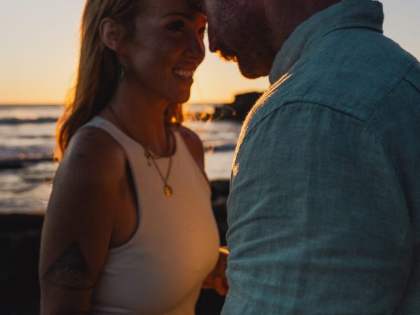 couple_close_7942f1c5